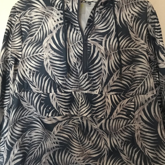 Workout jacket - Picture 2 of 4